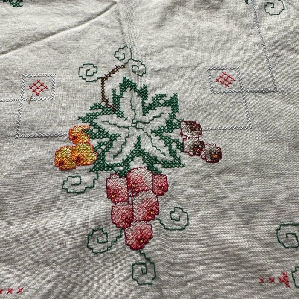 Fruit Themed Mismatched Linens